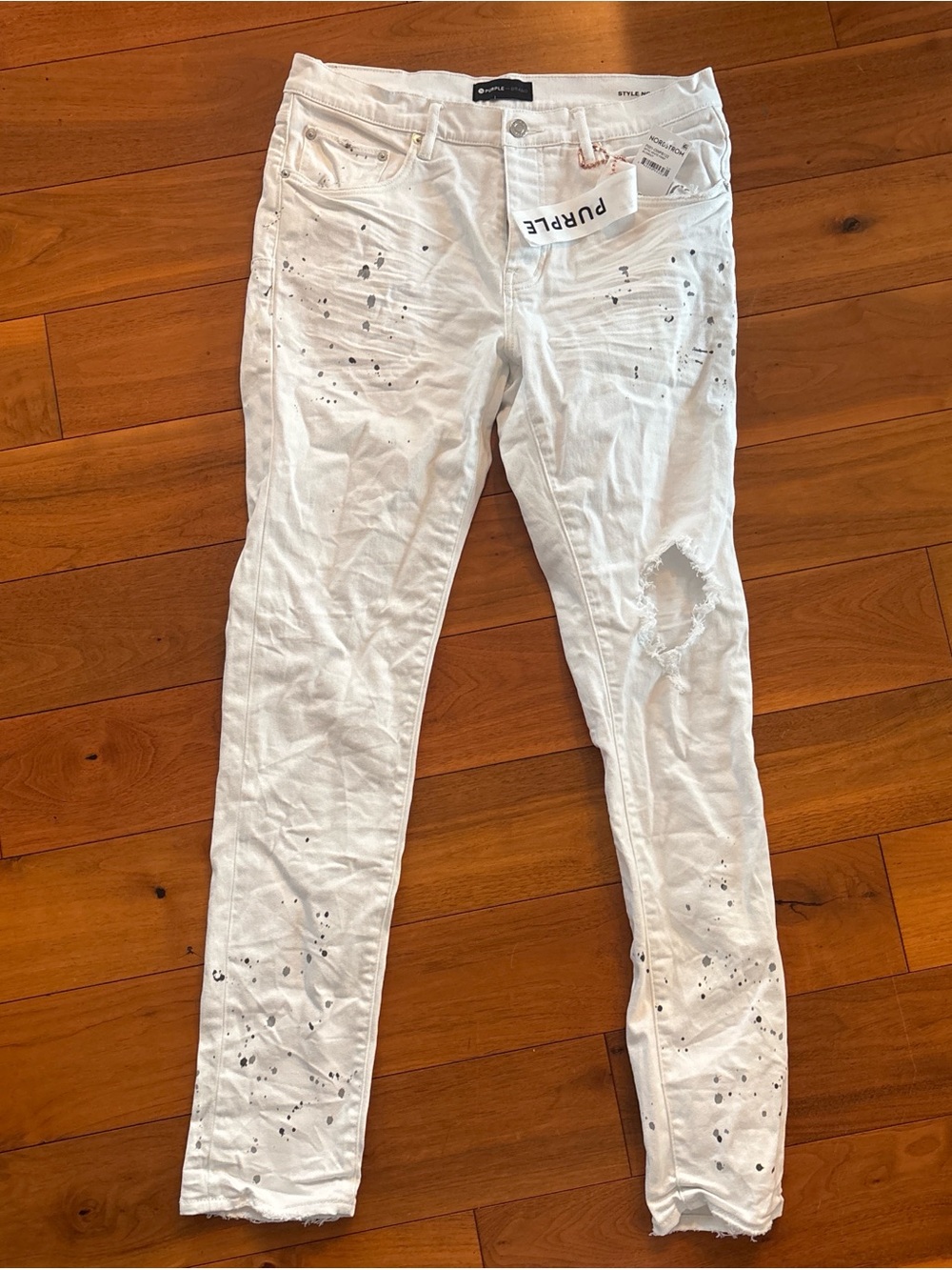 White Skinny Distressed Jeans with Paint-Splatter Detail